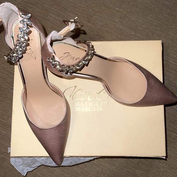 Jewel Badgley Mischka Ollie Champagne Pump 9.5 - Picture 5 of 7